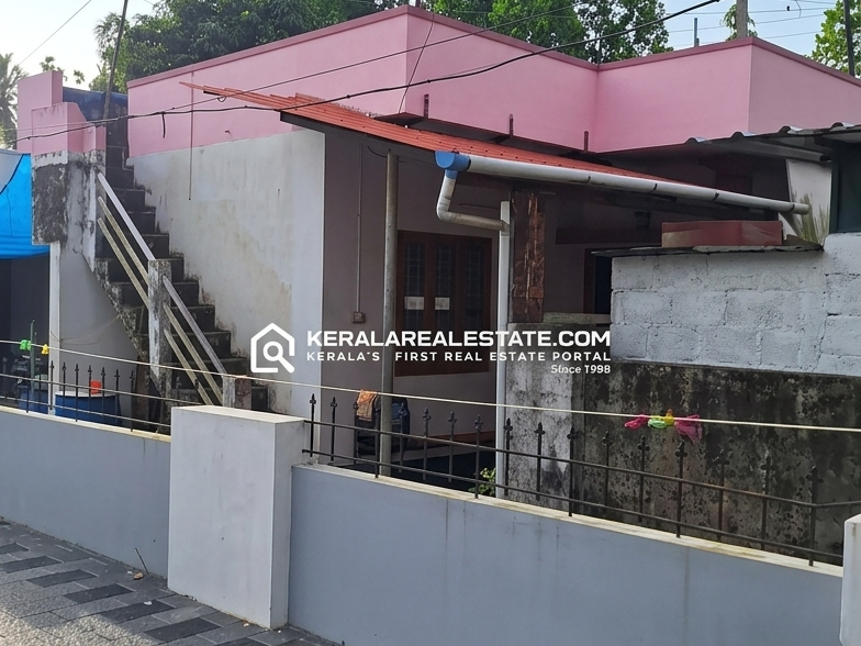 2 BHK INDEPENDENT HOUSE FOR SALE IN CHAKKARAPARAMBU, VENNALA, ERNAKULAM