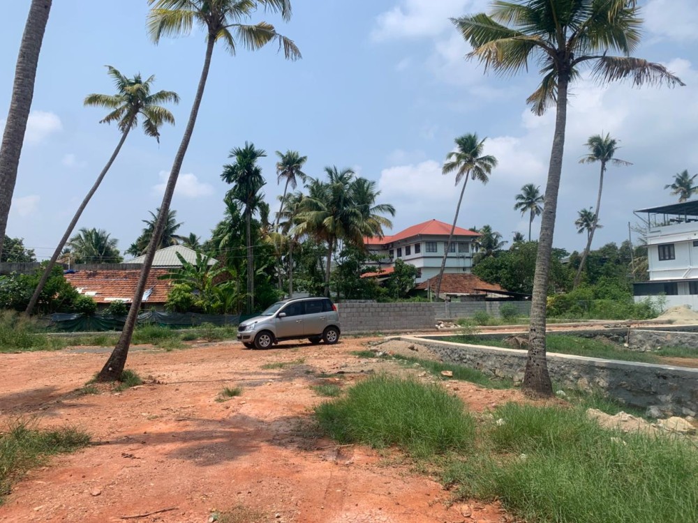 Land for Sale Near Aster Medcity, Ernakulam 