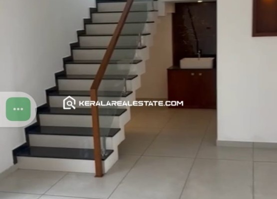 4 BHK House for Sale in Pukkattupady, Ernaklulam