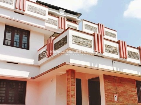 4 BHK House for Sale in Kalamassery, Ernakulam 