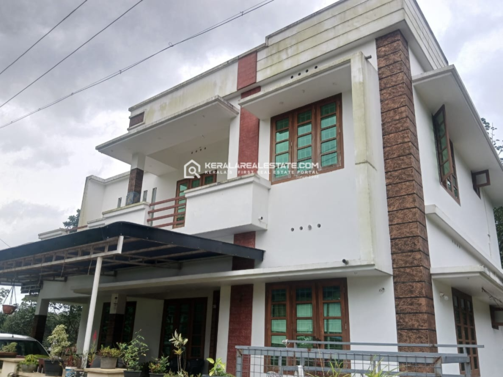 4 BHK House for Sale in Pallikkara, Kakkand, Ernakulam