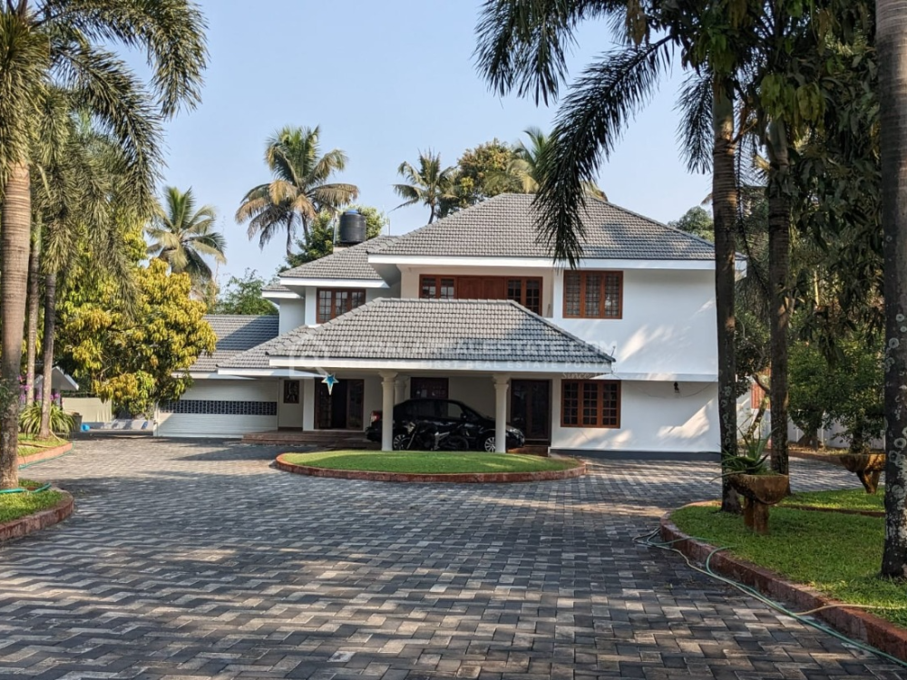 Independent House in 55 Cents for Sale in Kalady, Ernakulam 