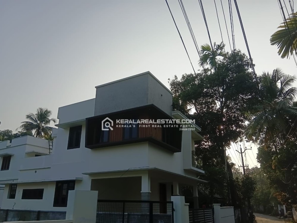 NEW 3 BHK HOUSE FOR SALE IN UDAYAMPEROOR, THRIPUNITHURA, ERNAKULAM